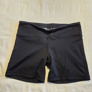 IAB MFG women's size 6 or small black CrossFit athletic shorts EUC